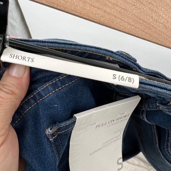 NWT Soft Surroundings Ultimate Denim Pull On Relaxed Short ultimate denim woman’ - Picture 12 of 12